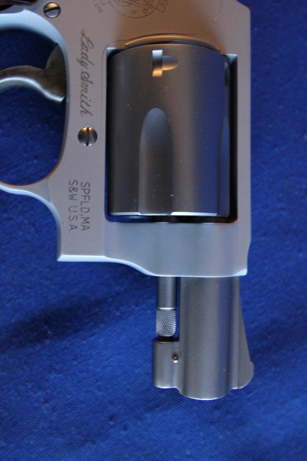 Smith & Wesson 642 -2 Lady smith .38 Revolver 2" Barrel SS & Rosewood-img-5