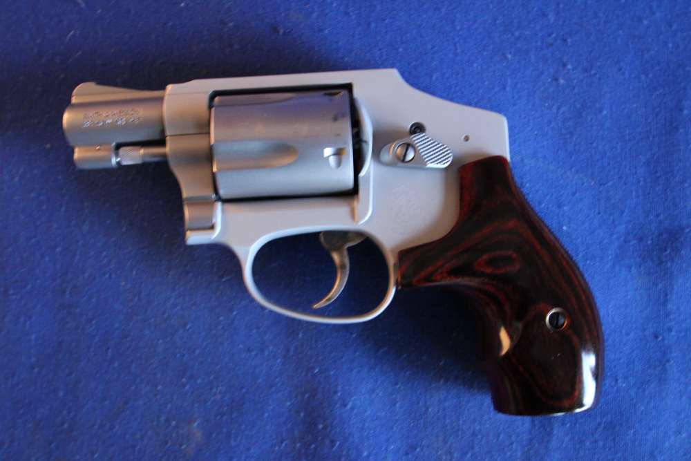Smith & Wesson 642 -2 Lady smith .38 Revolver 2" Barrel SS & Rosewood-img-0