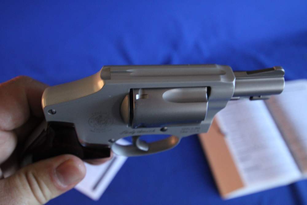 Smith & Wesson 642 -2 Lady smith .38 Revolver 2" Barrel SS & Rosewood-img-8