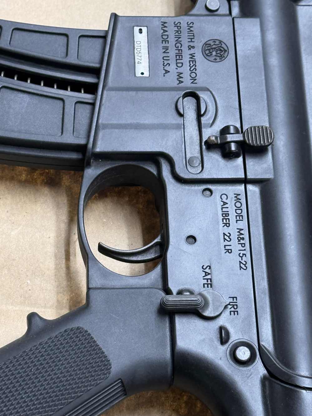 Smith & Wesson M&P 15-22 22LR Semi automatic Rifle-img-3