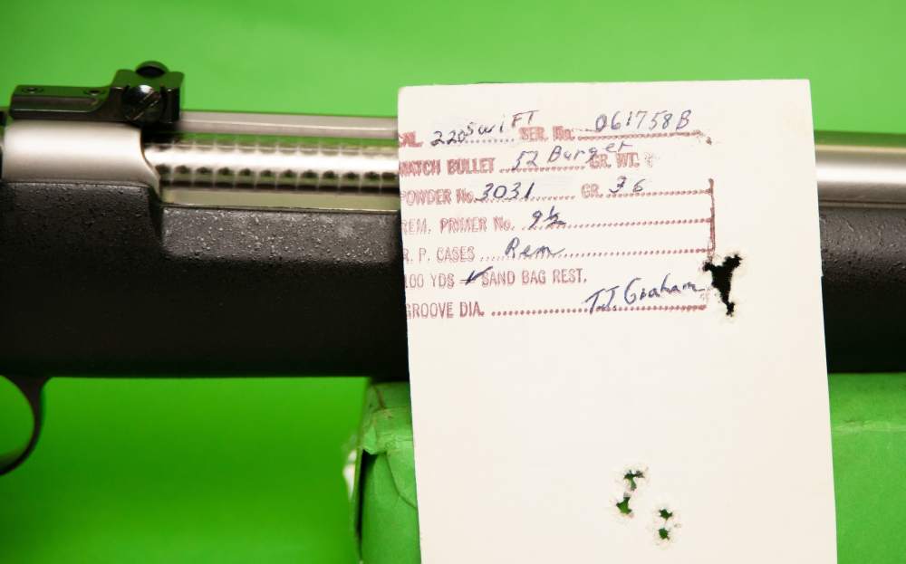 Remington 40-XB Kevlar Stock 220 Swift 6-shot-img-1