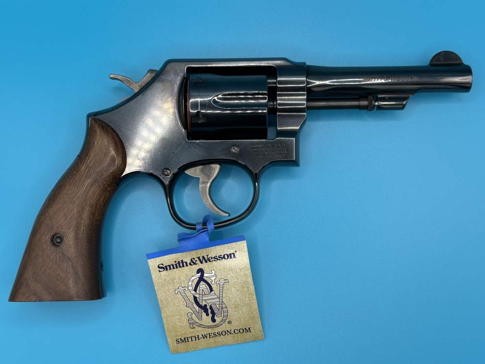 Smith & Wesson Model 10 Classic 4”-img-1