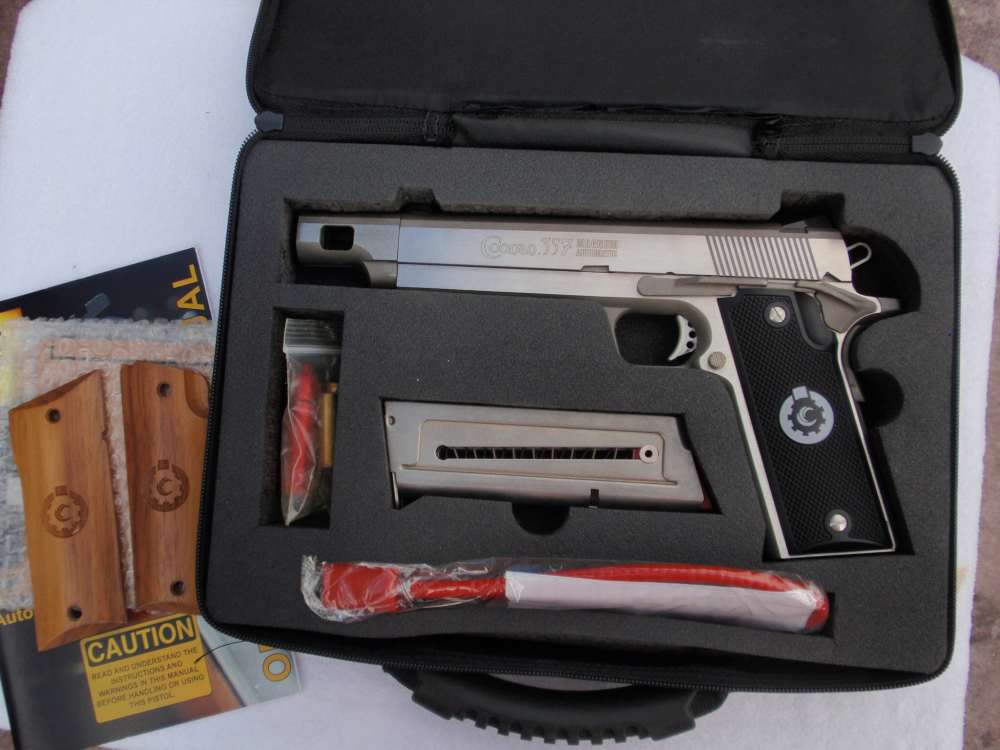 BEAUTIFUL AND RARE COONAN 357 MAG COMPENSATED PISTOL COMPLETE PACKAGE!-img-0