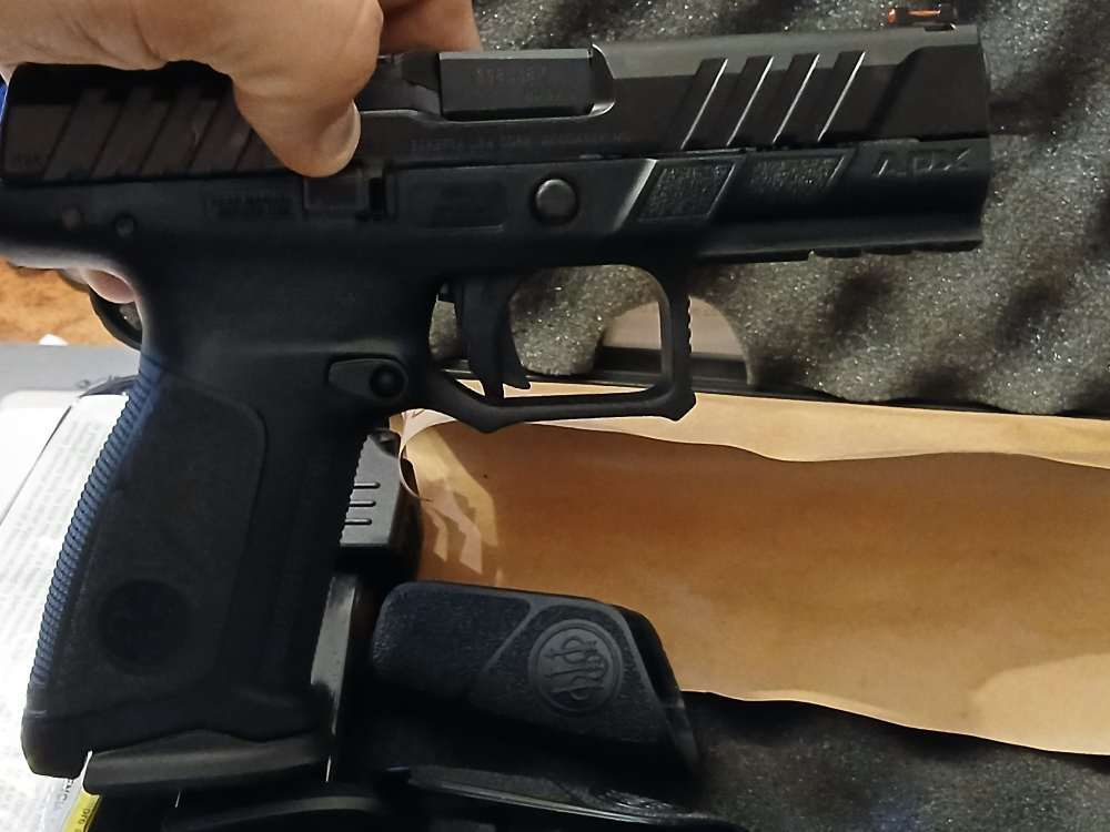 BERETTA APX A1 FULL SIZE.   LOW  PRICE-img-2