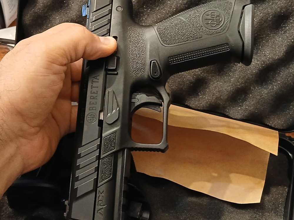 BERETTA APX A1 FULL SIZE.   LOW  PRICE-img-8