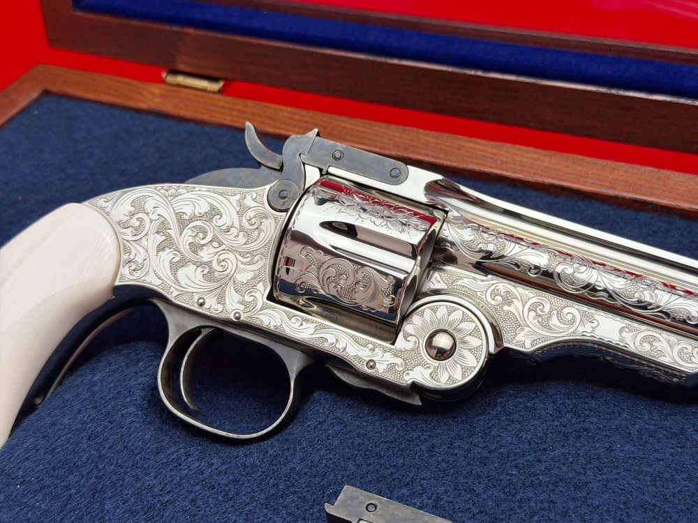 FACTORY ENGRAVED - Smith & Wesson Performance Center Schofield 2000-img-3