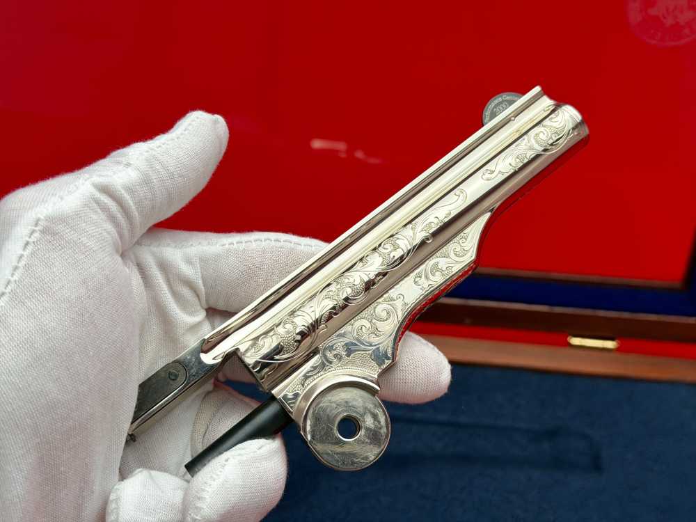 FACTORY ENGRAVED - Smith & Wesson Performance Center Schofield 2000-img-24