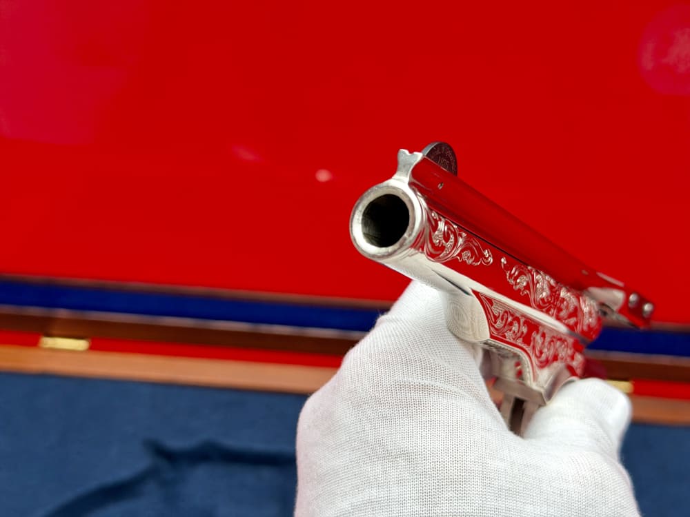 FACTORY ENGRAVED - Smith & Wesson Performance Center Schofield 2000-img-22
