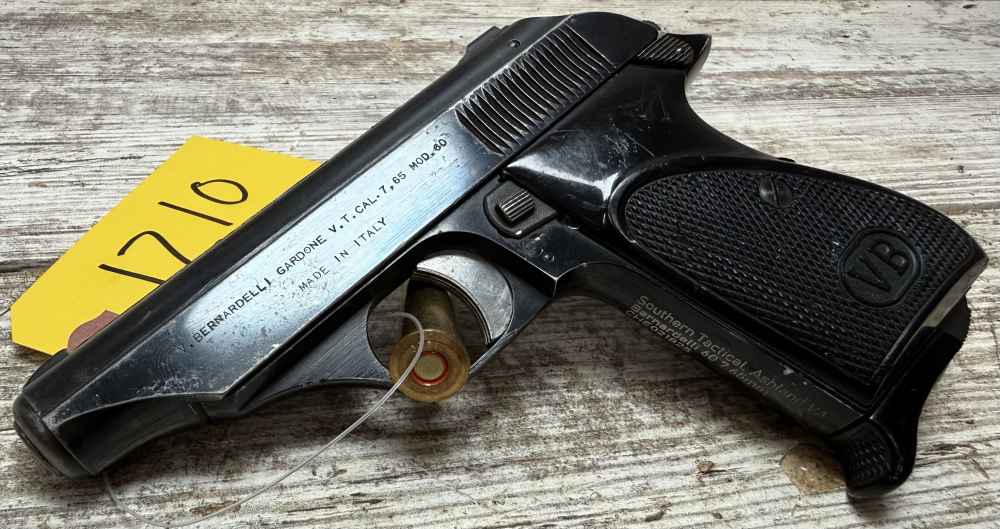 * V. Bernardelli * 60 * 32 Auto * ACP * 1956 * C&R * M60-img-0