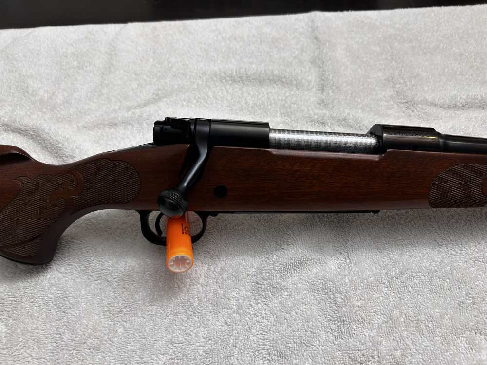 Winchester Model 70 Featherweight 30-06-img-2