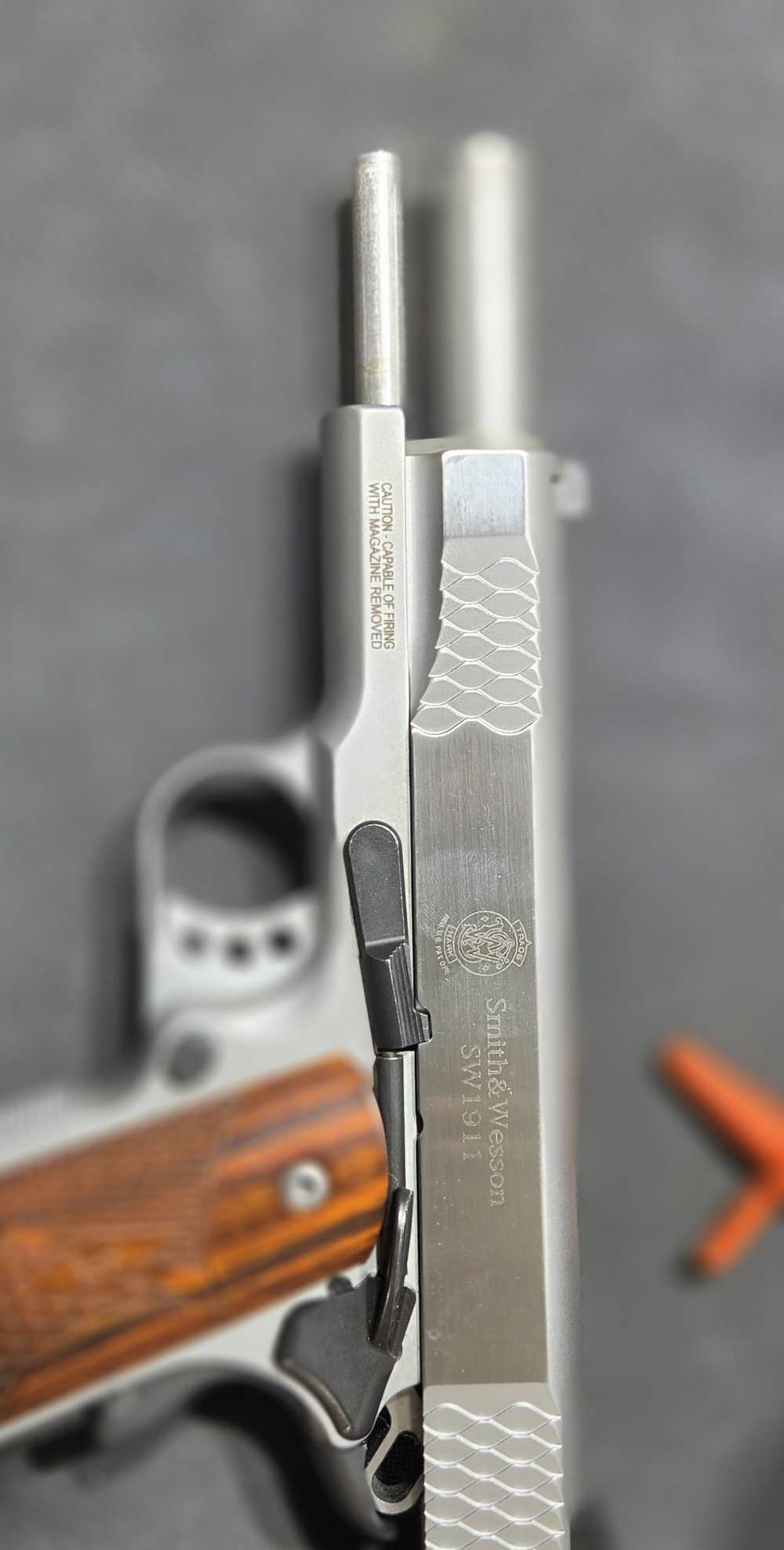 LNIB Smith & Wesson 1911 E-Series .45acp 5in barrel -img-21
