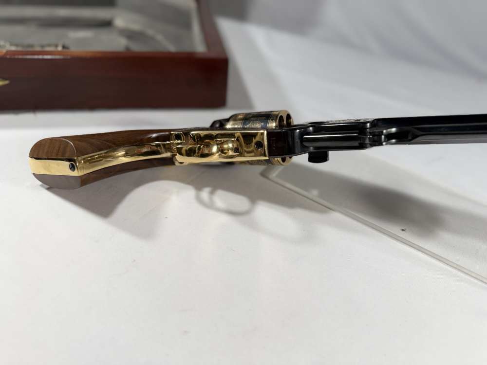 ROBERT LEE 1851 BLACK POWDER REVOLVER-img-2