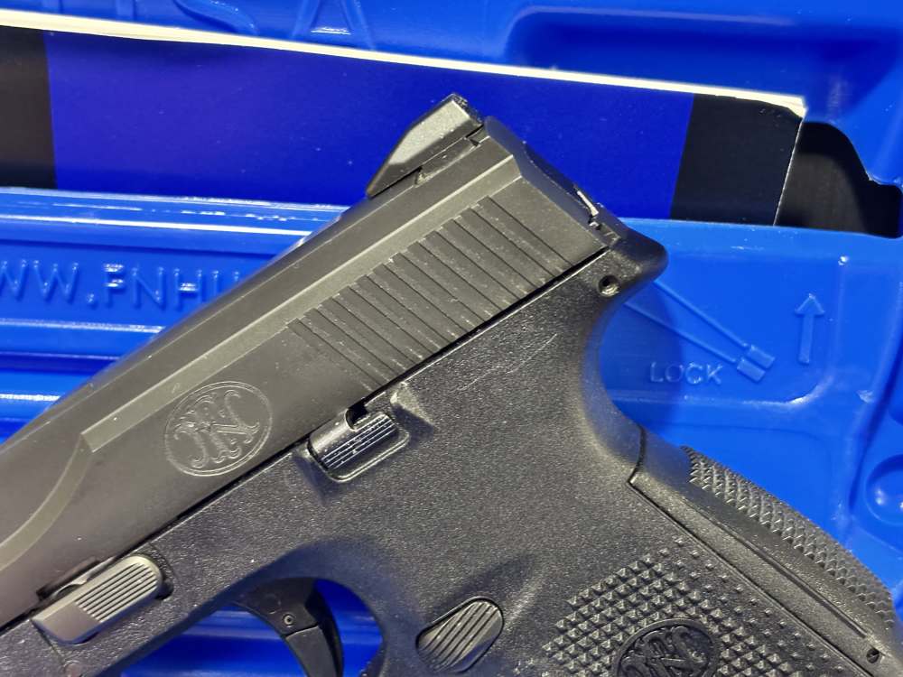 FNH FNS 9C FNS9C FN 9 Compact 9mm w/ Orig Box & 3 mags-img-1