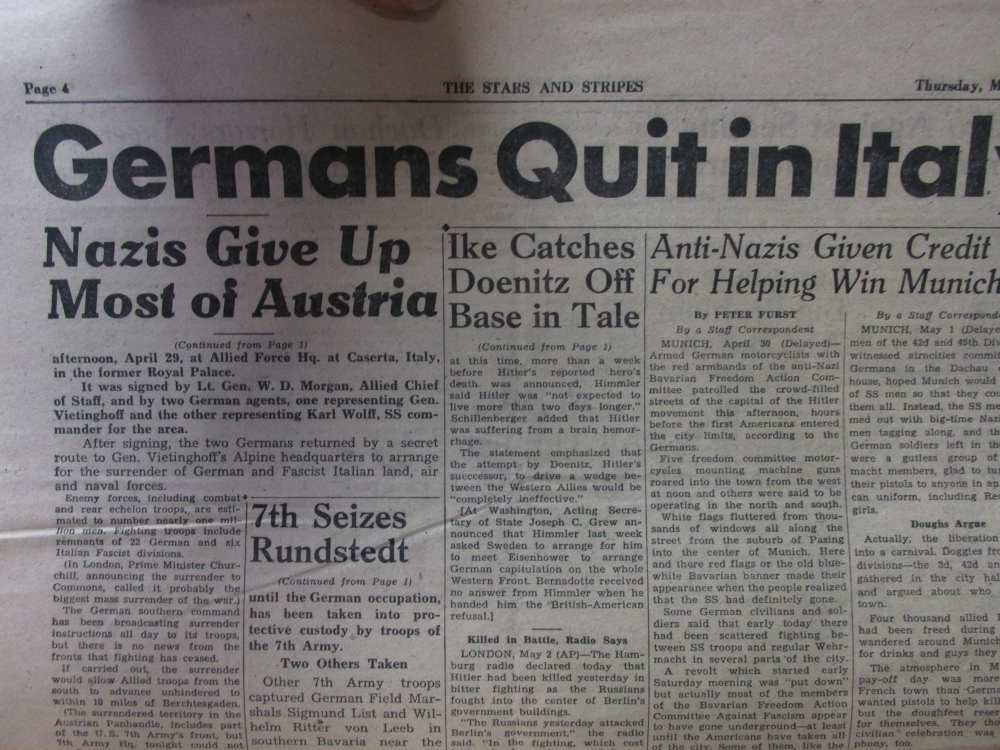 LOT OF WWI/WWII PAPER GOODS; MAP, BAR SCORE CARD, WAR ALBUM, MORE-img-38