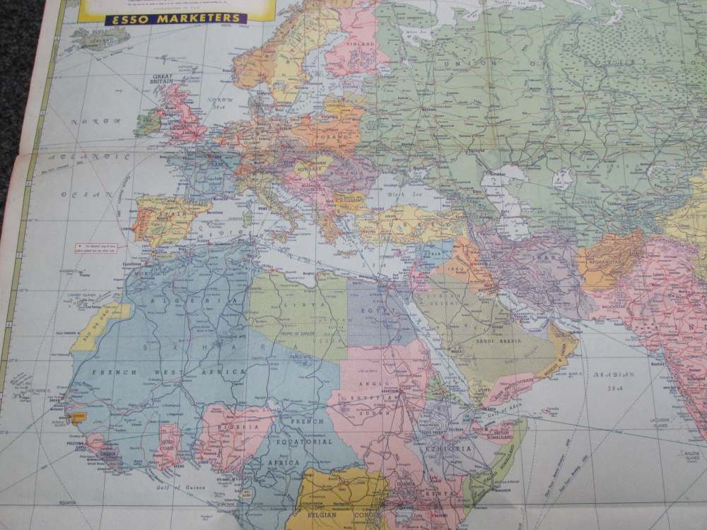 LOT OF WWI/WWII PAPER GOODS; MAP, BAR SCORE CARD, WAR ALBUM, MORE-img-3