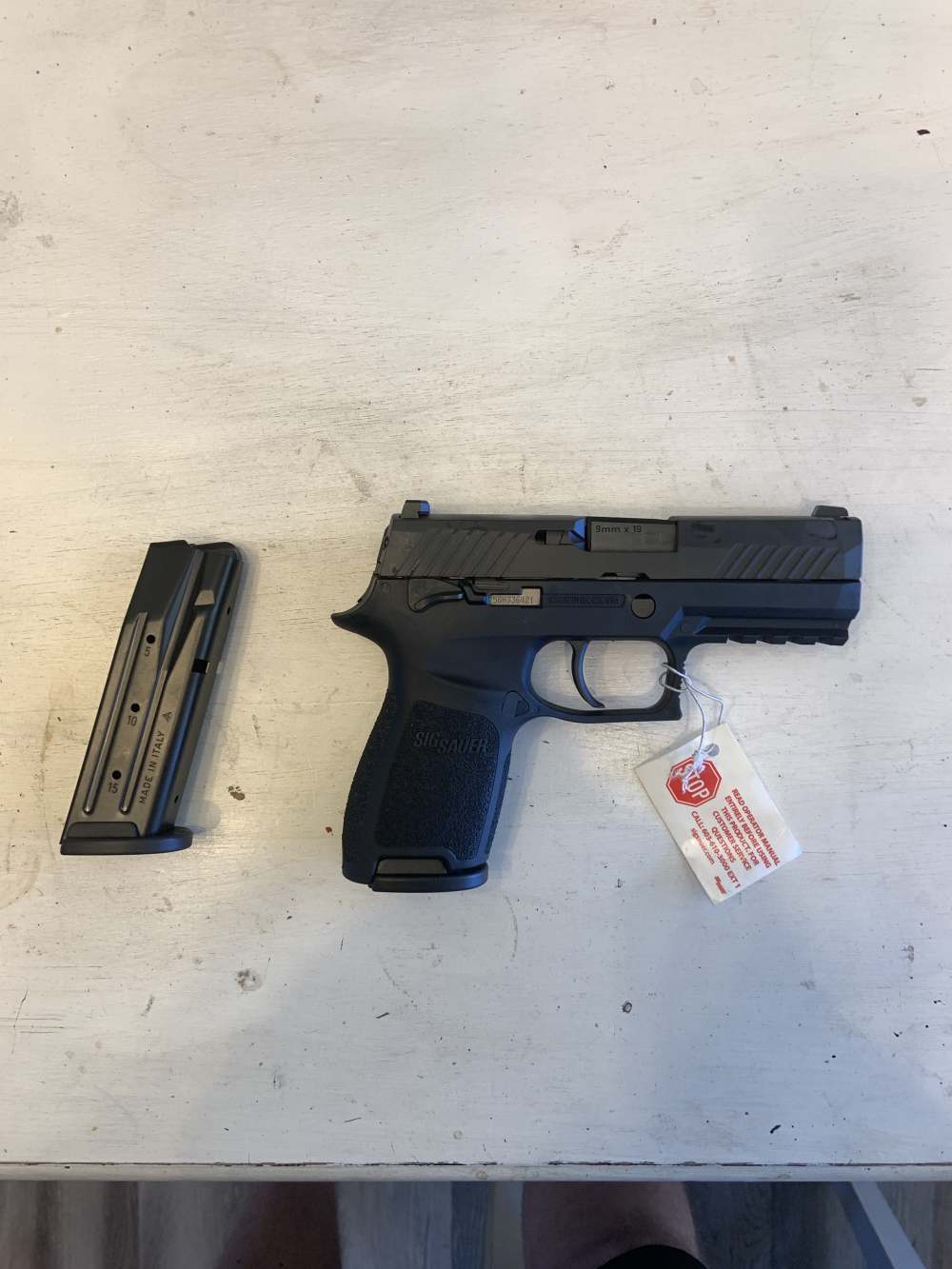 P320C W/ safety-img-2