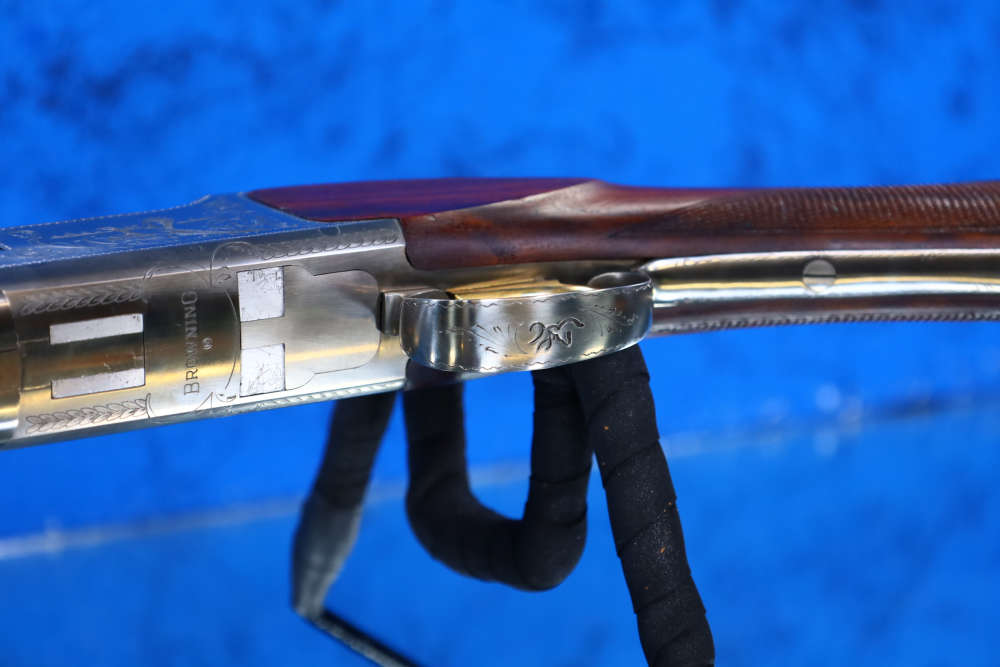 JEAN MARIE DEPREZ ENGRAVED Browning B25 Superposed 12GA Over Under Belgium-img-35