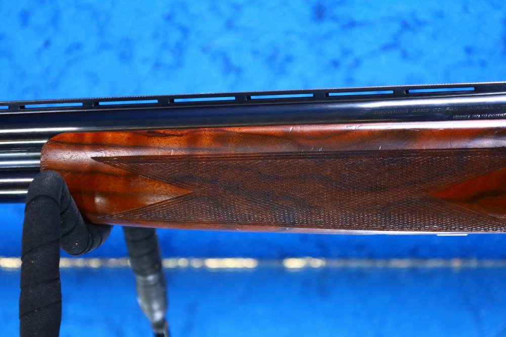 JEAN MARIE DEPREZ ENGRAVED Browning B25 Superposed 12GA Over Under Belgium-img-11