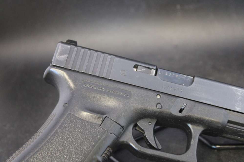 Glock 22 Gen3 .40S&W Item P-217-img-3