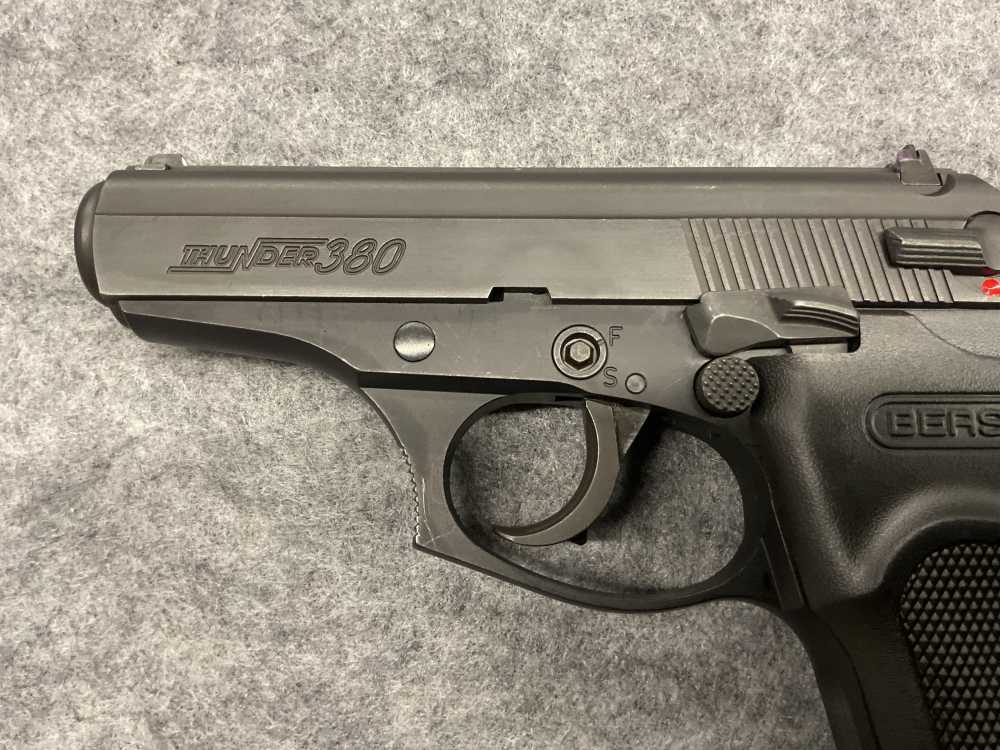 Bersa Thunder .380acp with original case and paperwork-img-3