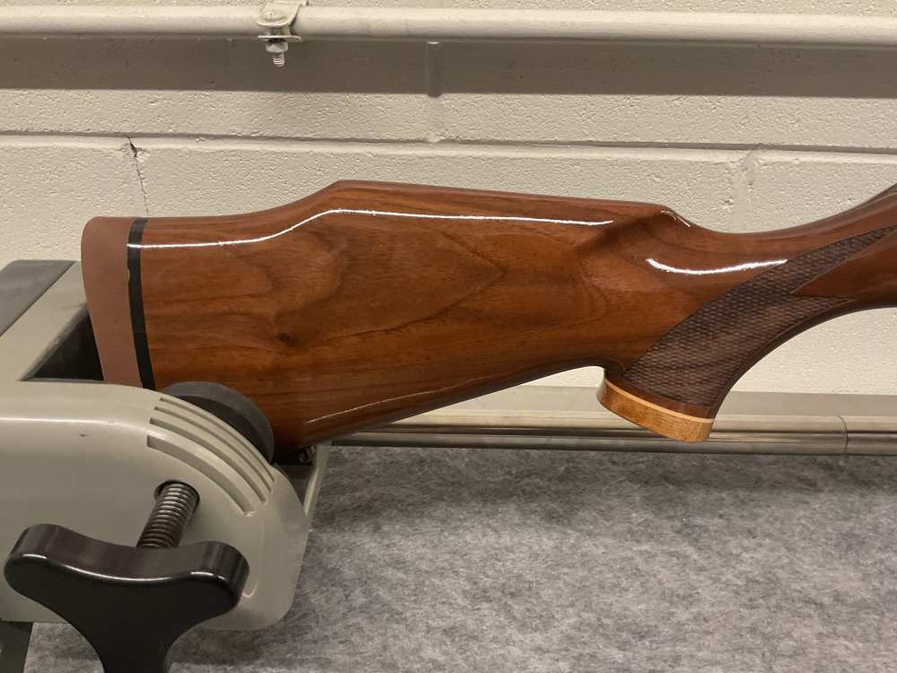 Weatherby Vanguard 300 Win Mag-img-1