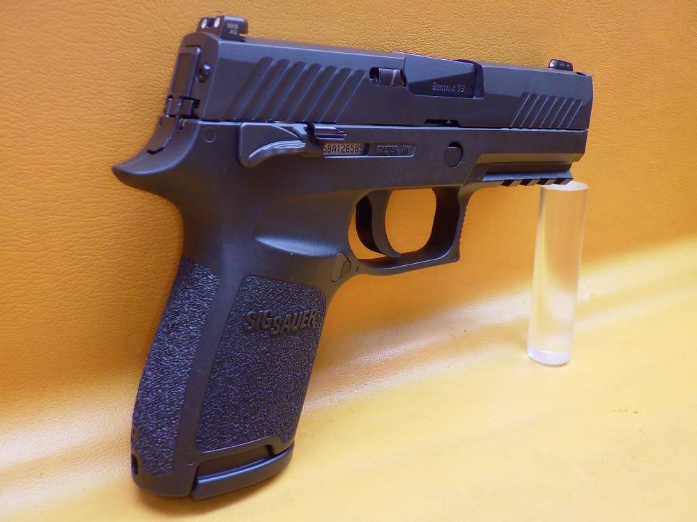 SIG Sauer P320 Compact 9mm 3.9" Bbl Night Sights Manual Safety 2 Mags 10+1-img-2