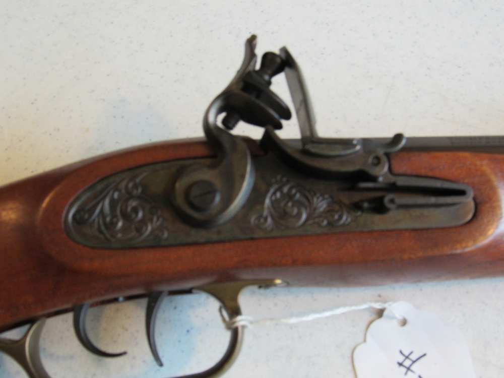 Thompson Center Hawken Flintlock 45 cal. $.01 Start No Resv-img-8