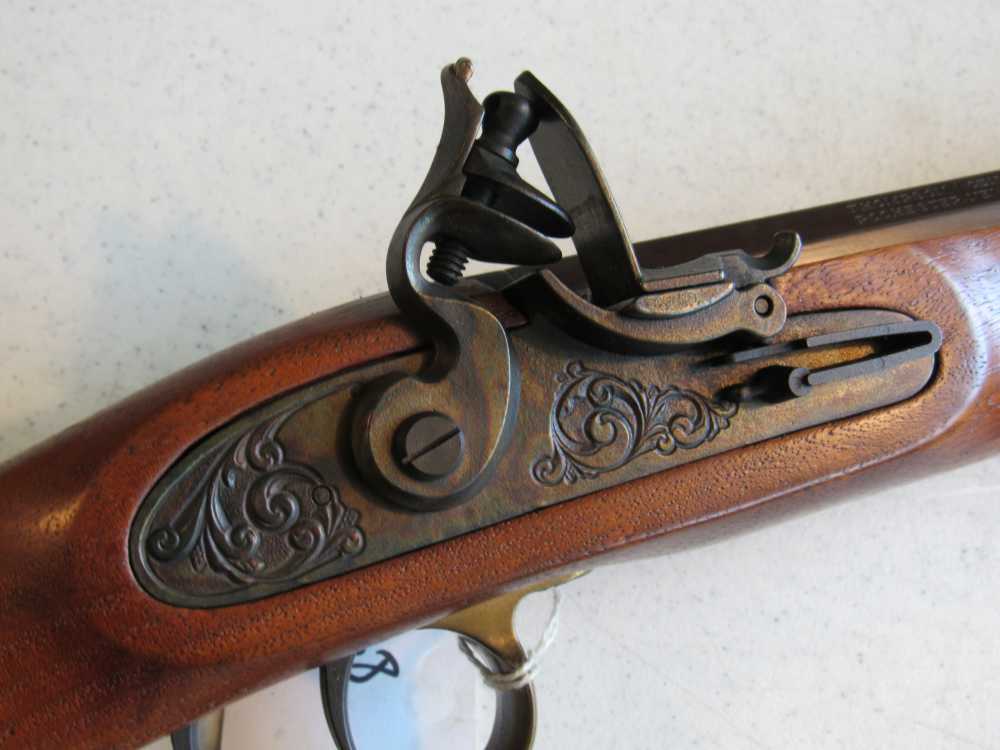 Thompson Center Hawken Flintlock 45 cal. $.01 Start No Resv-img-1