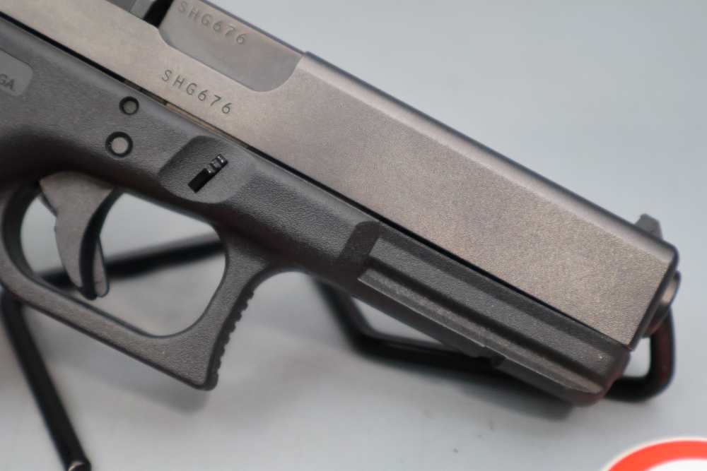 Glock 22 Gen 3 .40S&W 4.5" w/Factory Box-img-10
