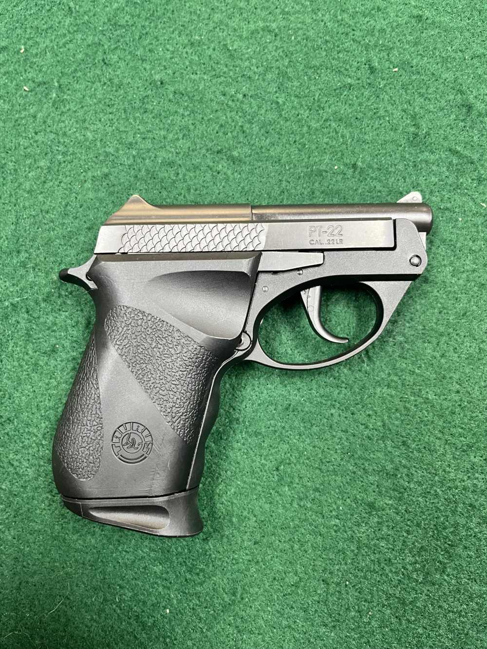 Taurus PT-22 2.25" w/ OEM Mags -img-3