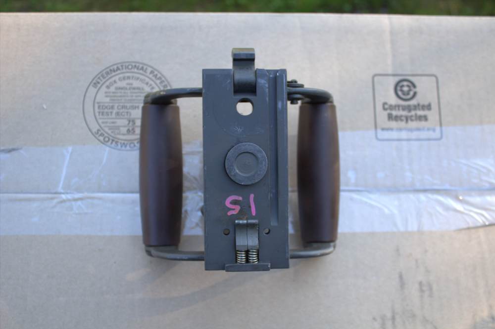 M2HB Back Plate Spade Grip-img-1