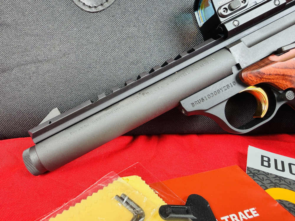 Browning Buck Mark Field Target 22LR Pistol 5.5" Threaded Barrel SUPPRESSOR-img-3