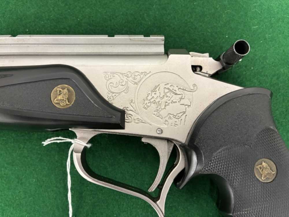 Thompson Contender in 22K Hornet-img-2