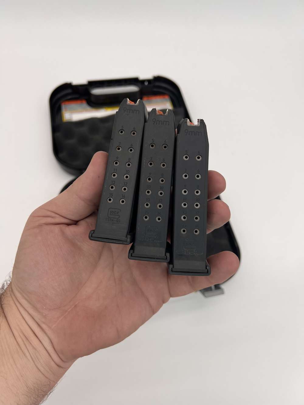 Glock 19 Gen 4 9mm Police Trade-In – Includes 3 Magazines & Case-img-15
