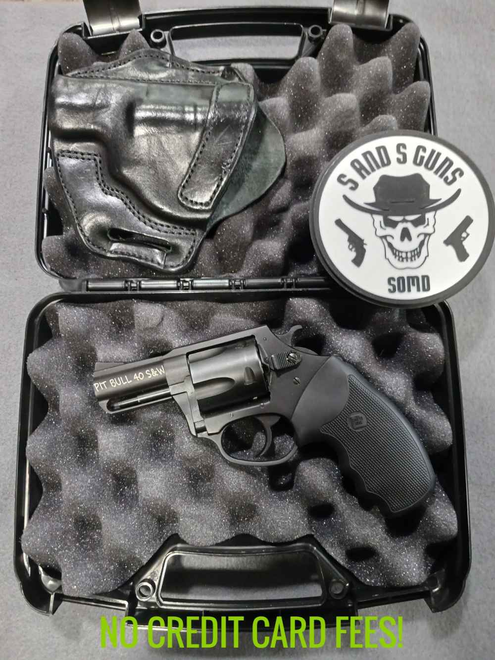 CHARTER ARMS PITBULL .40 S&W 5-SHOT 2.5" HOLSTER DOUBLE ACTION REVOLVER-img-0