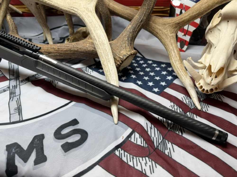 SAVAGE 110 CARBON HUNTER 300 WIN MAG 20" 3-RD BOLT ACTION RIFLE-img-2