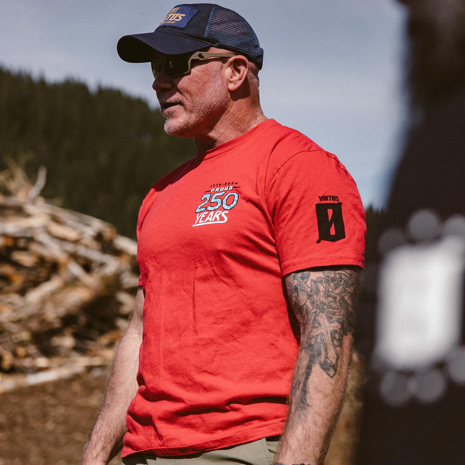 VIKTOS Men's America 250 Red SS Tee, Size: 2XL (1927004)-img-2