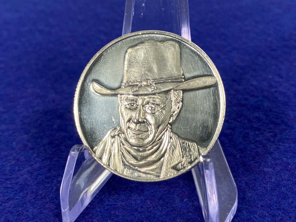 SILVER COIN *The "Duke" John Wayne 1907-1979* Limited Edition 1oz Round-img-8