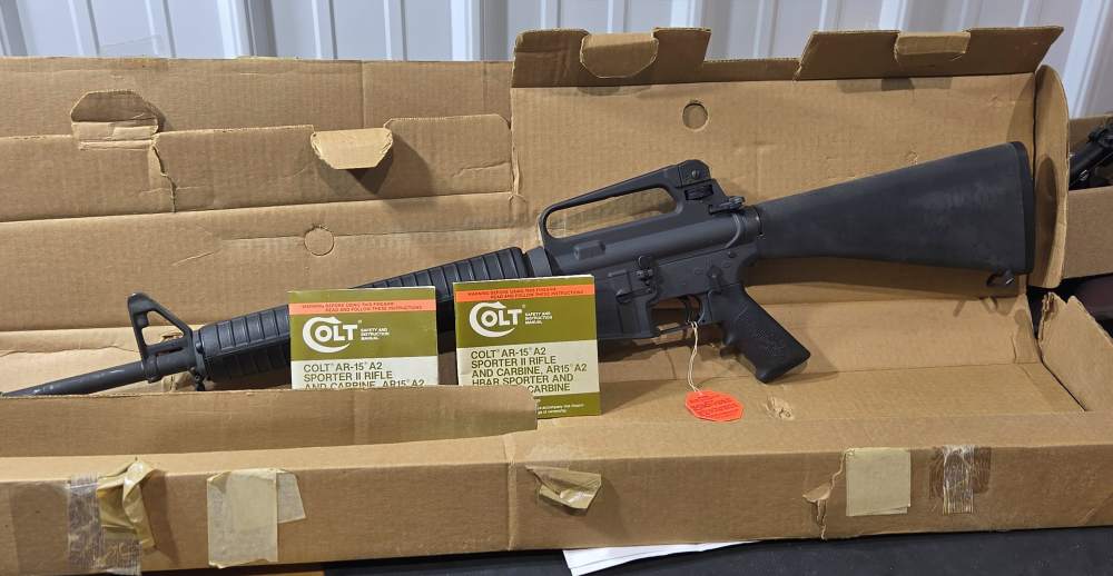 LNIB COLT AR-15 A2 HBAR SPORTER .223REM PRE-BAN-BAD A$$ AR-img-23