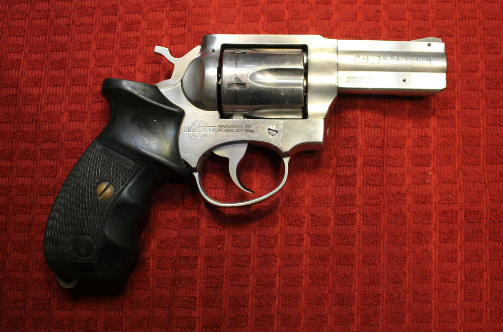 REVOLVER MANURHIN MR88 “SPECIAL POLICE X1” CAL. 357 mag 3” Barrel-img-0