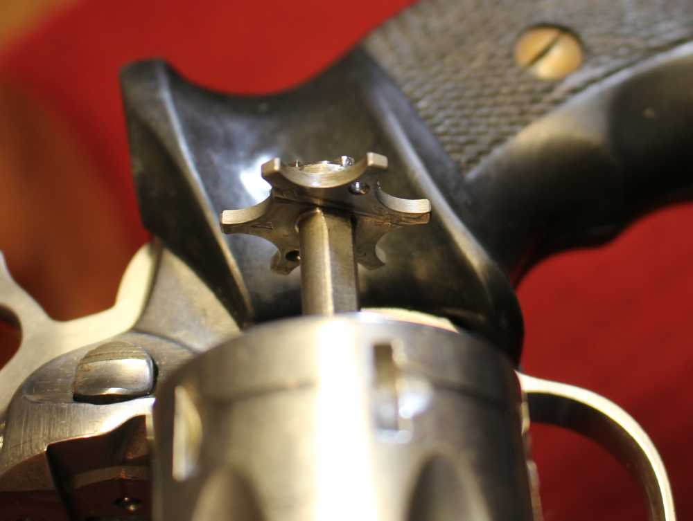 REVOLVER MANURHIN MR88 “SPECIAL POLICE X1” CAL. 357 mag 3” Barrel-img-22