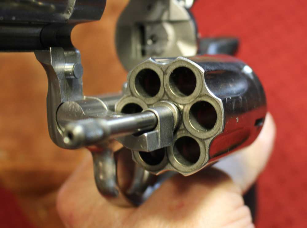 REVOLVER MANURHIN MR88 “SPECIAL POLICE X1” CAL. 357 mag 3” Barrel-img-26