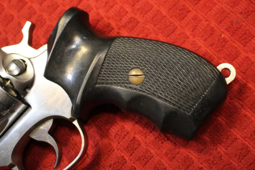 REVOLVER MANURHIN MR88 “SPECIAL POLICE X1” CAL. 357 mag 3” Barrel-img-4