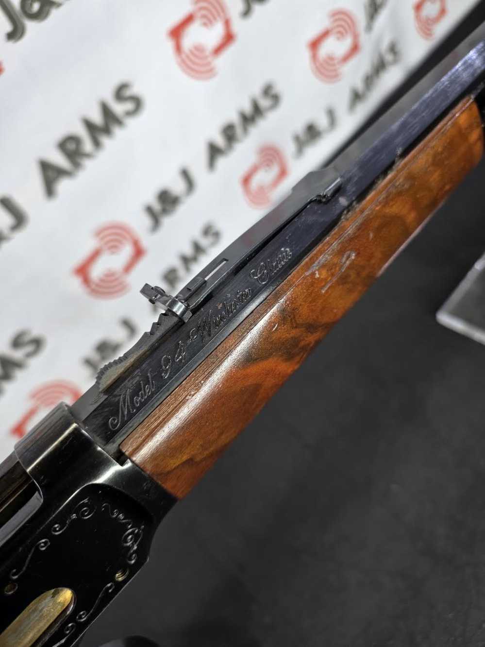 *BEAUTIFUL* WInchester 94 Classic 30-30 octagon barrel no reserve*-img-2