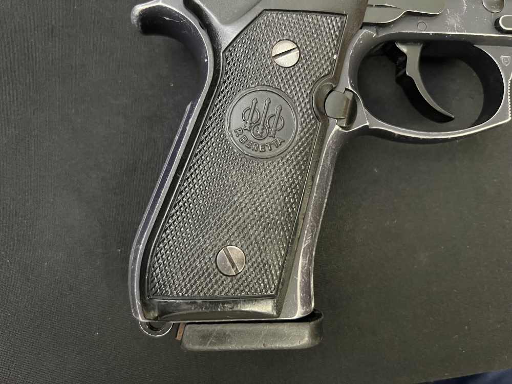 Beretta 96D DOA 40 SW full size pistol -img-7