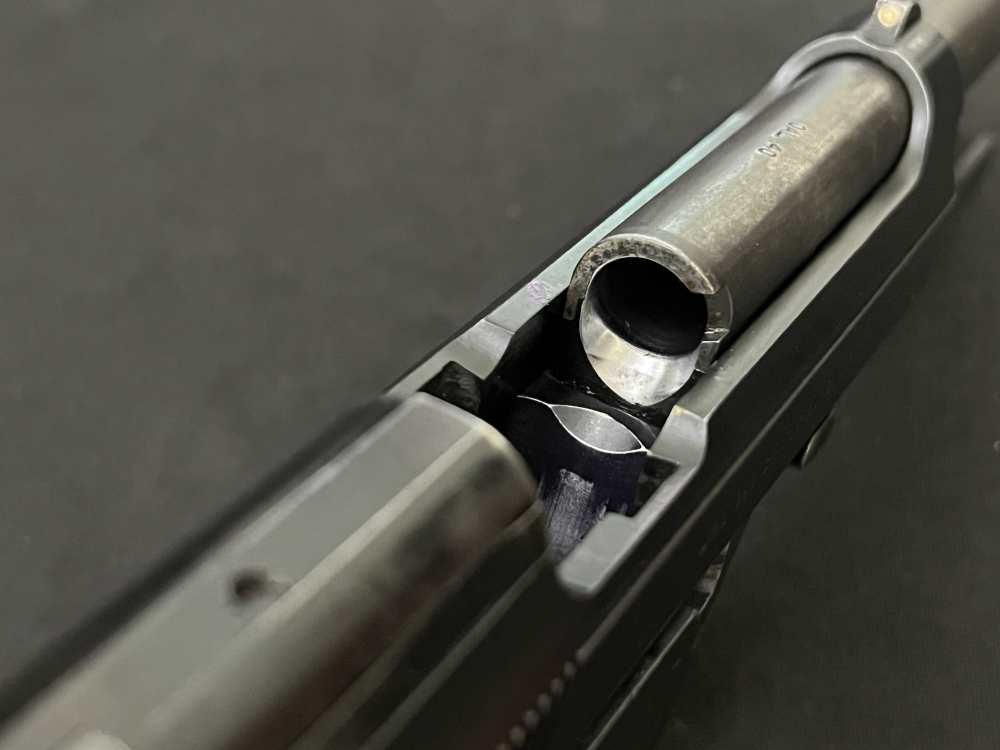 Beretta 96D DOA 40 SW full size pistol -img-12