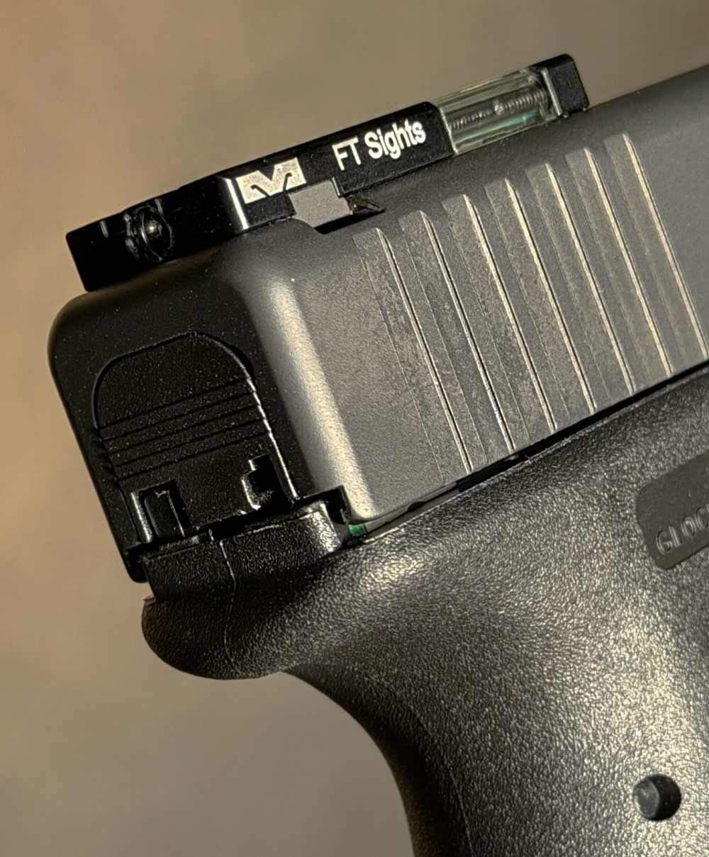 GLOCKTOBER! RARE Glock 25 -380- (5) MAGS, Orig Factory Case + More-img-8
