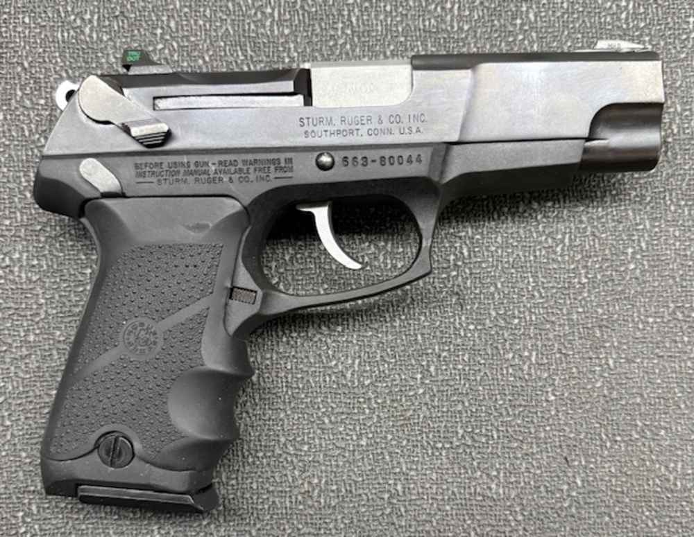 Ruger P90 – .45 ACP – 2006 Manufacture – Two Magazines – Hogue Grip-img-11