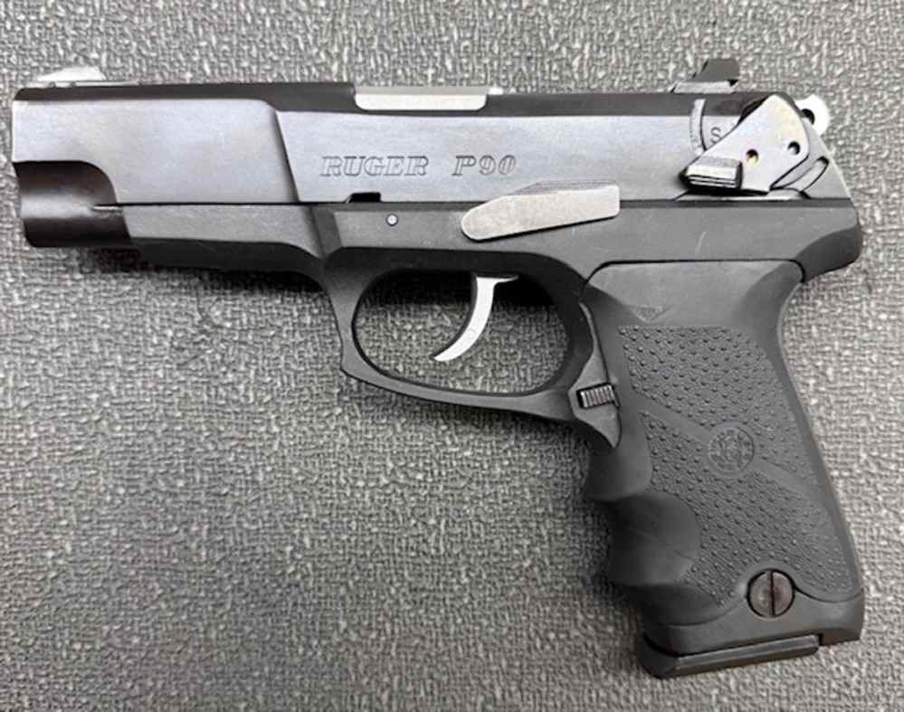 Ruger P90 – .45 ACP – 2006 Manufacture – Two Magazines – Hogue Grip-img-1