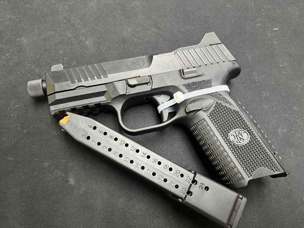 FNH FN 509 Tactical 4.5" bbl 9mm Threaded Barrel Optics Ready-img-6